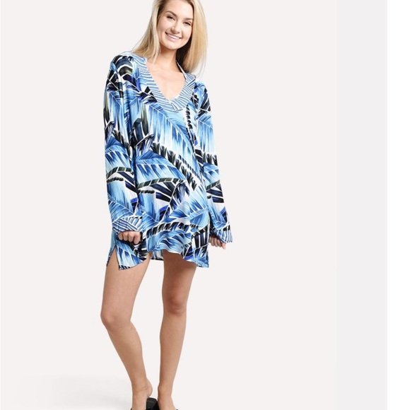 La Blanca Other - LA BLANCA Blue Tropical Print Swim Cover-Up La Blanca Two Cool V-Neck Tunic